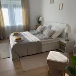 아파트 Angyalkert *