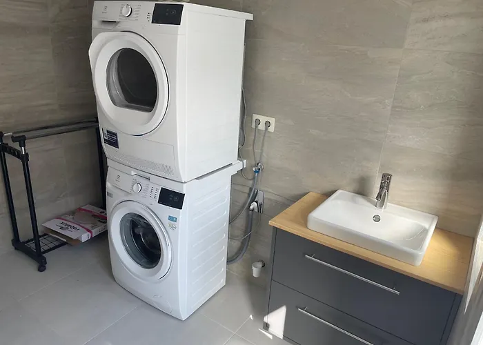 Angyalkert 巴拉顿扎佐