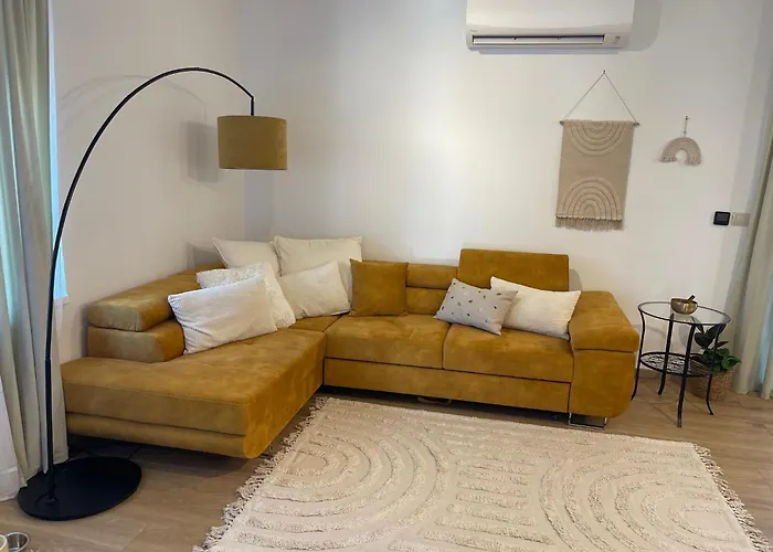 Angyalkert 巴拉顿扎佐